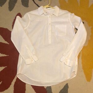 Gap long sleeve, five button, white linen blouse, size small